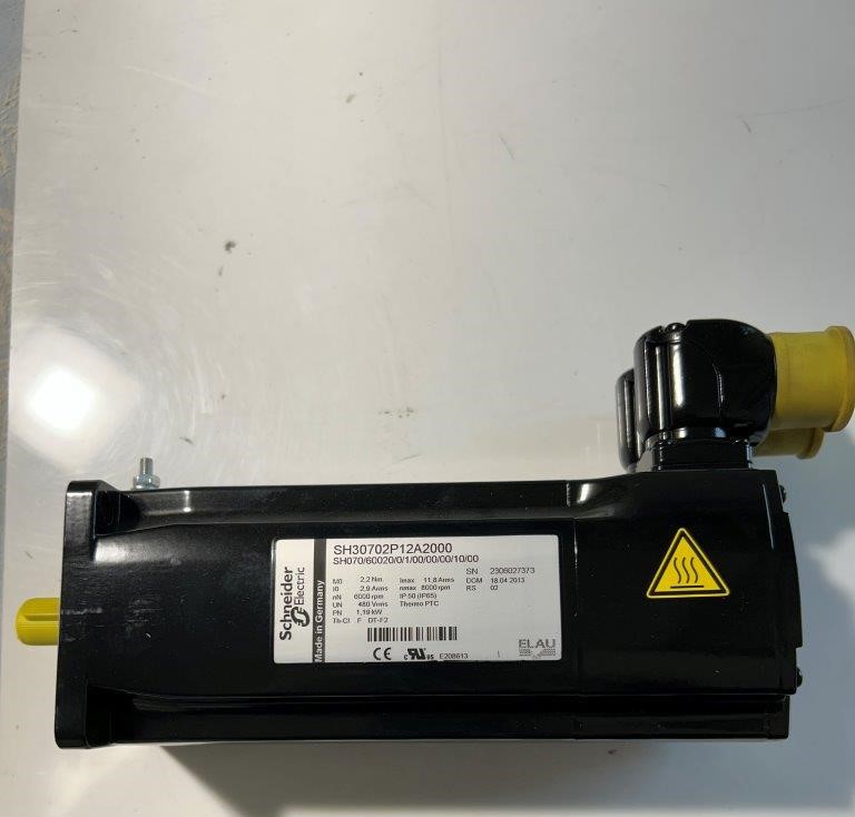SERVO MOTOR